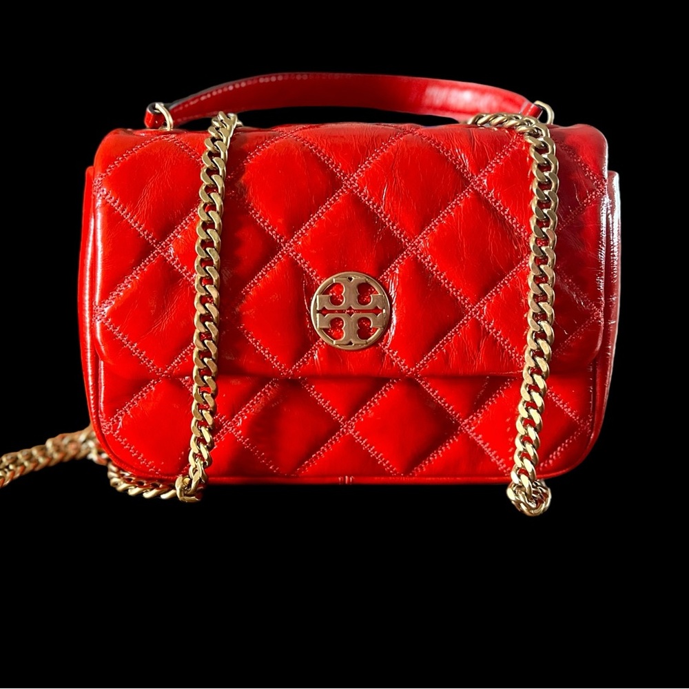 NWT Tory Burch Willa top handle quilted leather bag/crossbody- Brilliant Red.